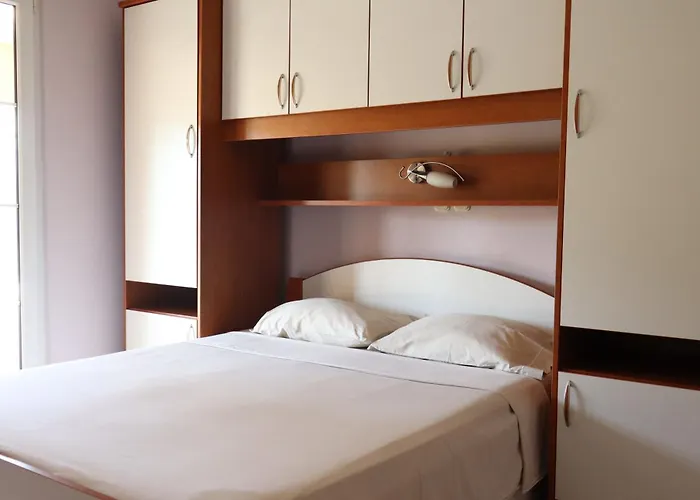 California Guest house Starigrad Paklenica