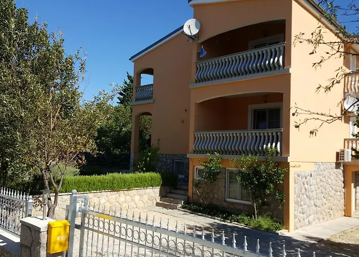 California 3* Starigrad Paklenica